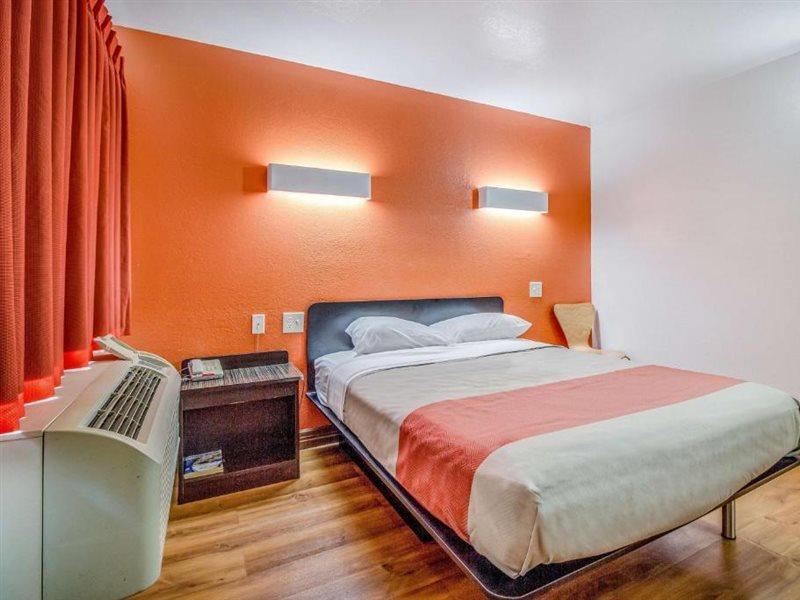 Motel 6-Conroe, Tx Extérieur photo